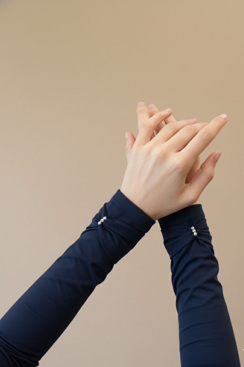 Bow Sleeves - Image 2